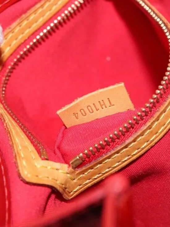 LOUIS VUITTON Monogram Vernis Reade PM Hand Bag Red Rouge - Picture 15 of 16